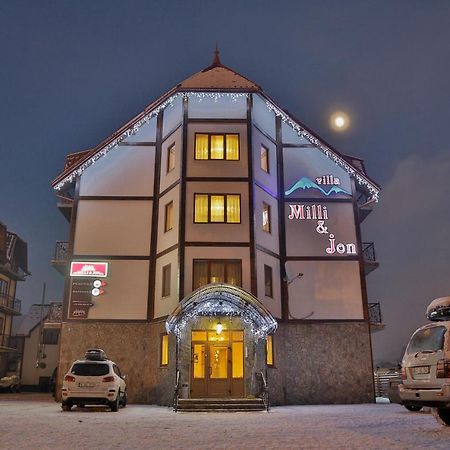 Hôtel Milli & Jon à Bukovel Extérieur photo